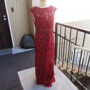 #123  NEW WOMEN'S RED LACE FORMAL GOWN BY COLLECTION  8 (SIZE 14US / 18UK)